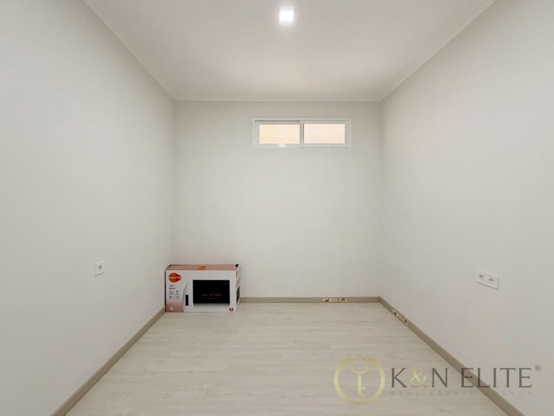 3 bedroom Flat for sale in Mislata - € 219,000 (Ref: 9784795)