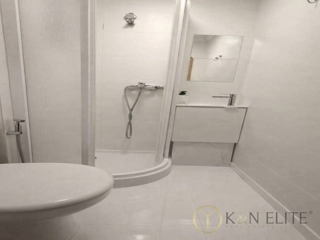 5 slaapkamer Flat te koop in El Calvari, Valencia stad - € 238.000 (Ref: 9784796)