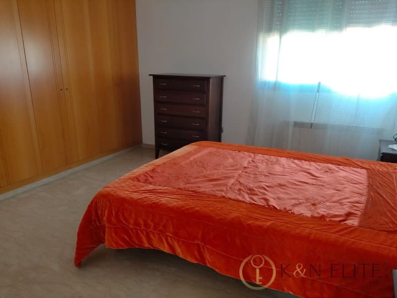 Omakotitalo myytävänä paikassa Gandia - 425 000 € (Ref: 9784797)