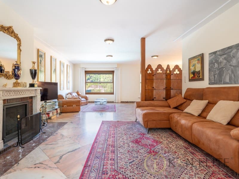 7 soverom Villa til salgs i Rocafort med svømmebasseng garasje - € 1 625 000 (Ref: 9784878)