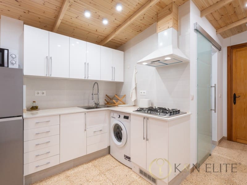 7 soverom Villa til salgs i Rocafort med svømmebasseng garasje - € 1 625 000 (Ref: 9784878)