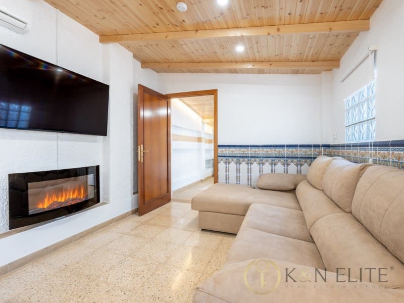 7 soverom Villa til salgs i Rocafort med svømmebasseng garasje - € 1 625 000 (Ref: 9784878)