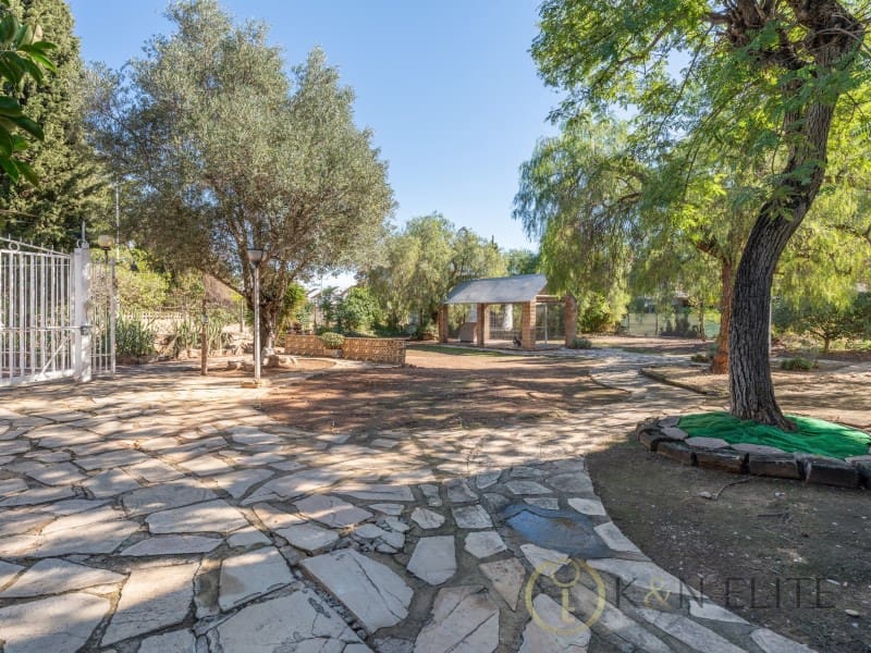 7 soverom Villa til salgs i Rocafort med svømmebasseng garasje - € 1 625 000 (Ref: 9784878)