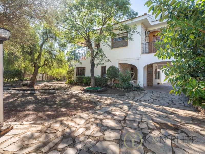 7 soverom Villa til salgs i Rocafort med svømmebasseng garasje - € 1 625 000 (Ref: 9784878)