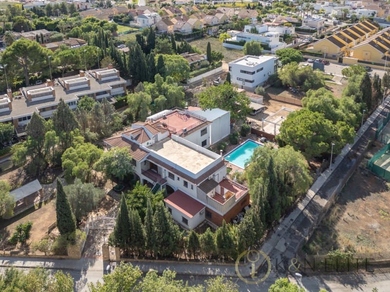 7 soverom Villa til salgs i Rocafort med svømmebasseng garasje - € 1 625 000 (Ref: 9784878)