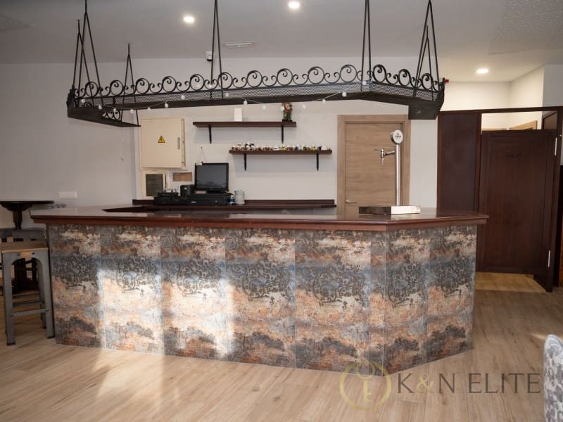 Hotel in vendita in Enguera - 1.200.000 € (Rif: 9784879)