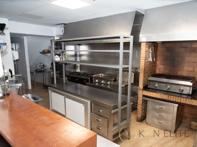 Hotel in vendita in Enguera - 1.200.000 € (Rif: 9784879)