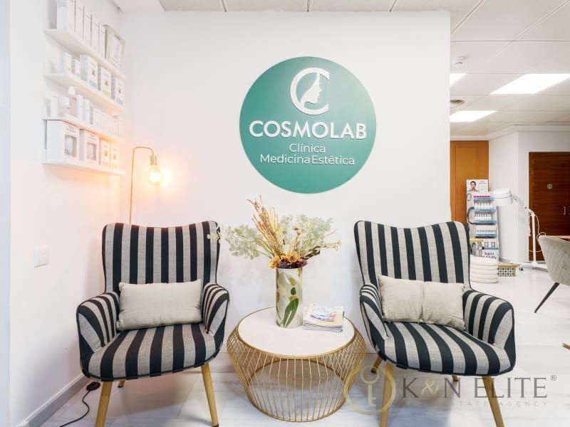 Kommersiell till salu i Valencia stad - 55 000 € (Ref: 9784880)