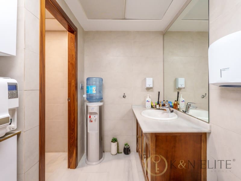 Kommersiell till salu i Valencia stad - 55 000 € (Ref: 9784880)