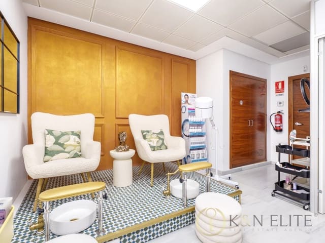 Comercial para venda em Benicalap, Valência cidade - 55 000 € (Ref: 9784880)