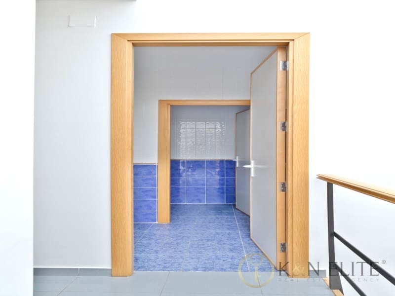 Local Commercial à vendre à Manises - 380 000 € (Ref: 9794480)