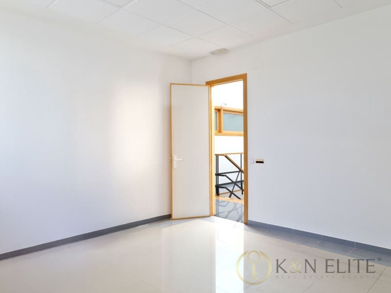 Local Commercial à vendre à Manises - 380 000 € (Ref: 9794480)