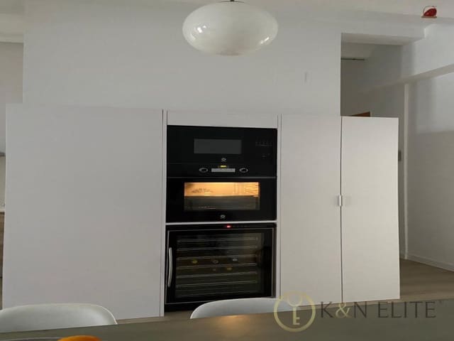 2 soveværelse Lejlighed til salg i L'Eixample, Valencia by - € 575.000 (Ref: 9833745)