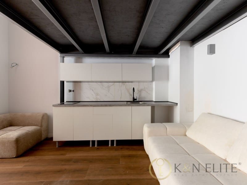 Commercial for sale in Valencia city - € 149,000 (Ref: 9855324)