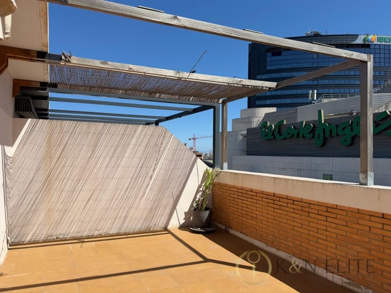 4 chambre Penthouse à vendre à Valence ville avec garage - 1 030 000 € (Ref: 9861760)