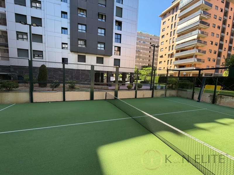 4 chambre Penthouse à vendre à Valence ville avec garage - 1 030 000 € (Ref: 9861760)