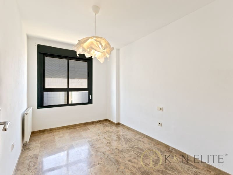 4 bedroom Penthouse for sale in Valencia city with garage - € 950,000 (Ref: 9861760)