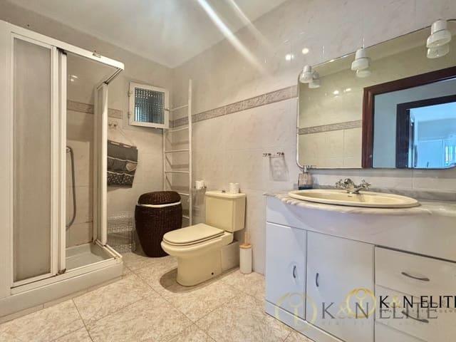 3 slaapkamer Flat te huur in Mareny Blau, Sueca met zwembad garage - € 2.800 (Ref: 9890057)