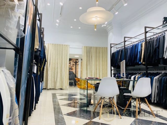 Commerciale in vendita in Ciutat Vella, Valencia città - 469.000 € (Rif: 9892454)