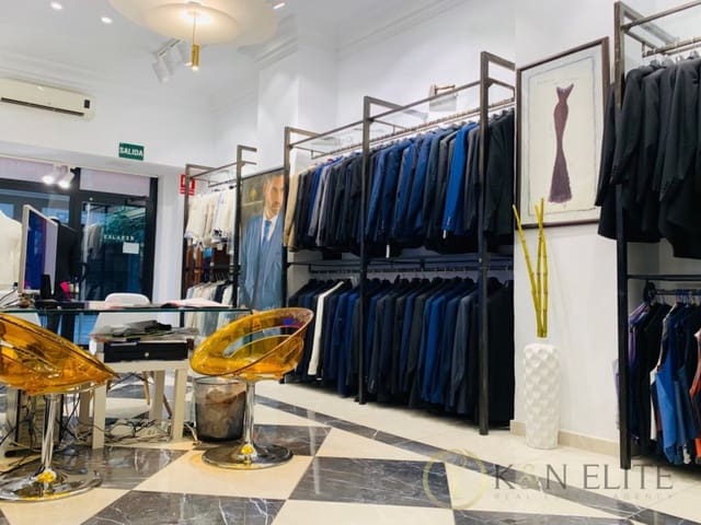 Commerciale in vendita in Ciutat Vella, Valencia città - 469.000 € (Rif: 9892454)