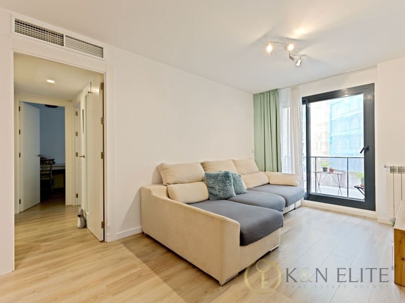 2 bedroom Flat for sale in Valencia city with garage - € 495,000 (Ref: 9894485)