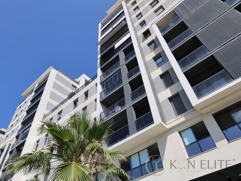 2 bedroom Flat for sale in Valencia city with garage - € 495,000 (Ref: 9894485)