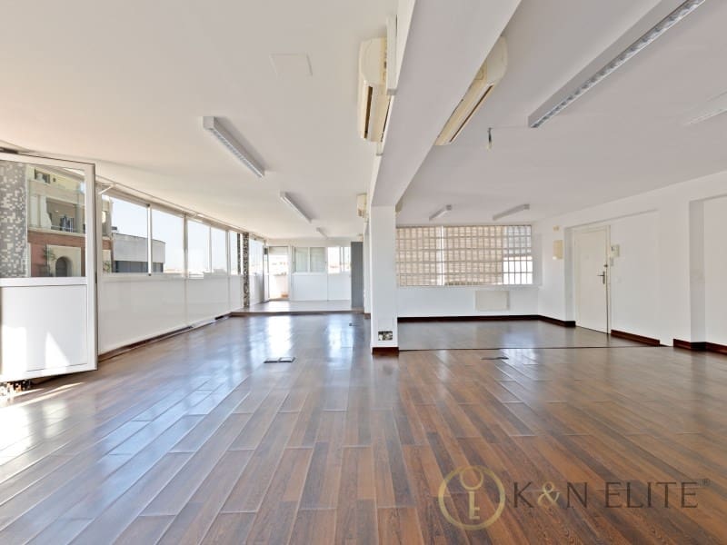 Penthouse for sale in Valencia city - € 650,000 (Ref: 9920113)