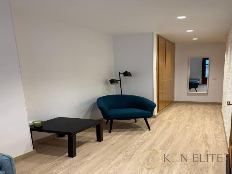 Apartamento para arrendar em Valencia cidade - 1 359 € (Ref: 9921949)