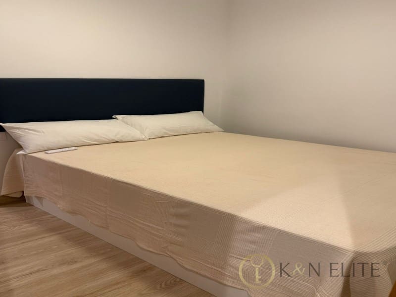 Apartamento para arrendar em Valencia cidade - 1 359 € (Ref: 9921949)