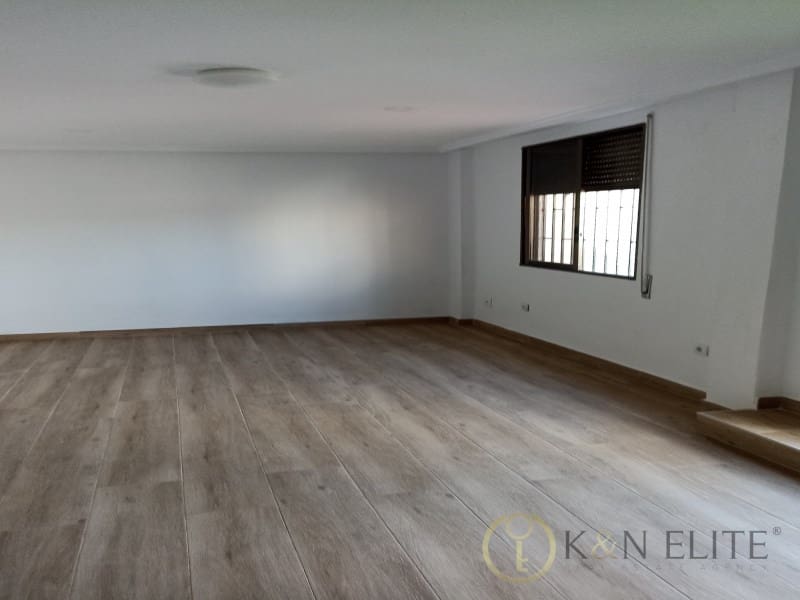 3 Zimmer Wohnung zu vermieten in Valencia Stadt - 1.400 € (Ref: 9927071)