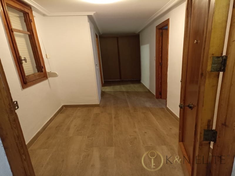 3 Zimmer Wohnung zu vermieten in Valencia Stadt - 1.400 € (Ref: 9927071)