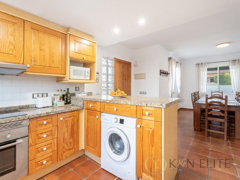 3 quarto Moradia para arrendar em Riba-roja de Turia com piscina garagem - 2 500 € (Ref: 9929069)