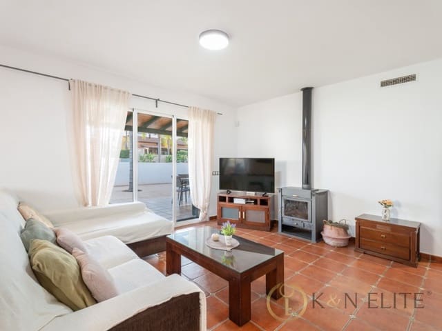 3 quarto Moradia para arrendar em Riba-roja de Túria com piscina garagem - 2 500 € (Ref: 9929069)