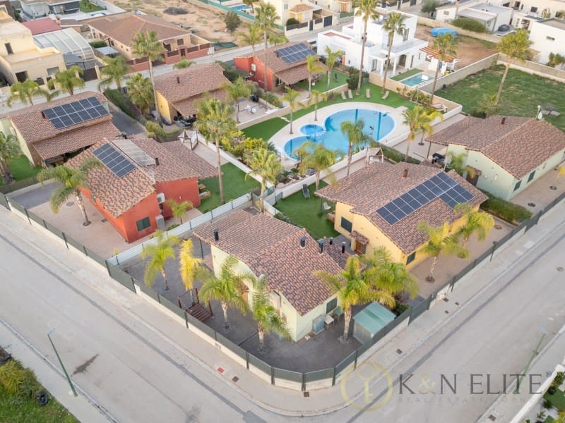 3 quarto Moradia para arrendar em Riba-roja de Turia com piscina garagem - 2 500 € (Ref: 9929069)