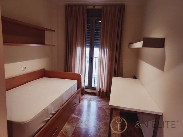 2 quarto Apartamento para arrendar em El Pilar, Valência cidade com garagem - 1 380 € (Ref: 9966358)