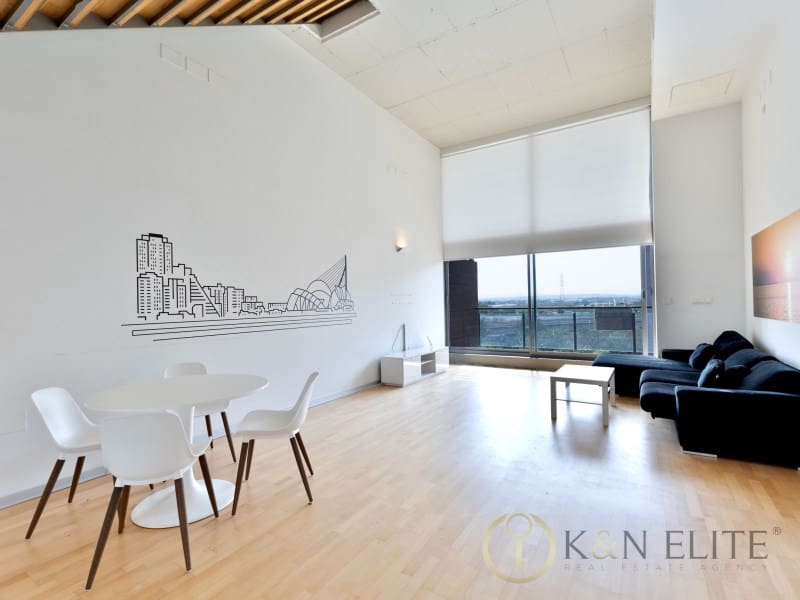 1 soverom Loft til leie i Valencia by med svømmebasseng garasje - € 1 350 (Ref: 9970325)