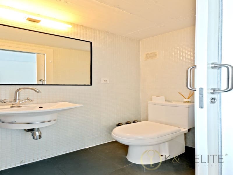 1 soverom Loft til leie i Valencia by med svømmebasseng garasje - € 1 350 (Ref: 9970325)