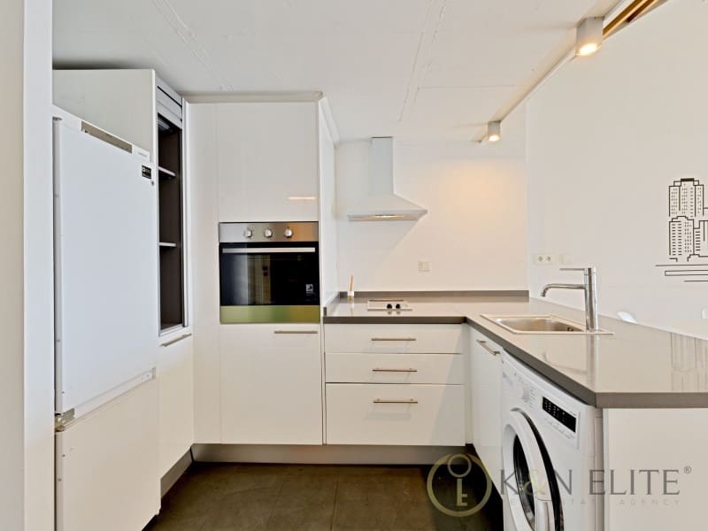 1 soverom Loft til leie i Valencia by med svømmebasseng garasje - € 1 350 (Ref: 9970325)