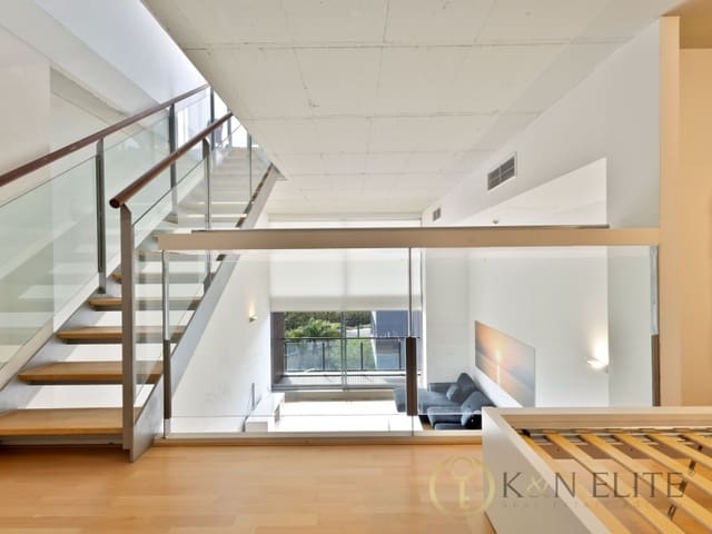 1 soverom Loft til leie i Patraix, Valencia by med svømmebasseng garasje - € 1 350 (Ref: 9970325)