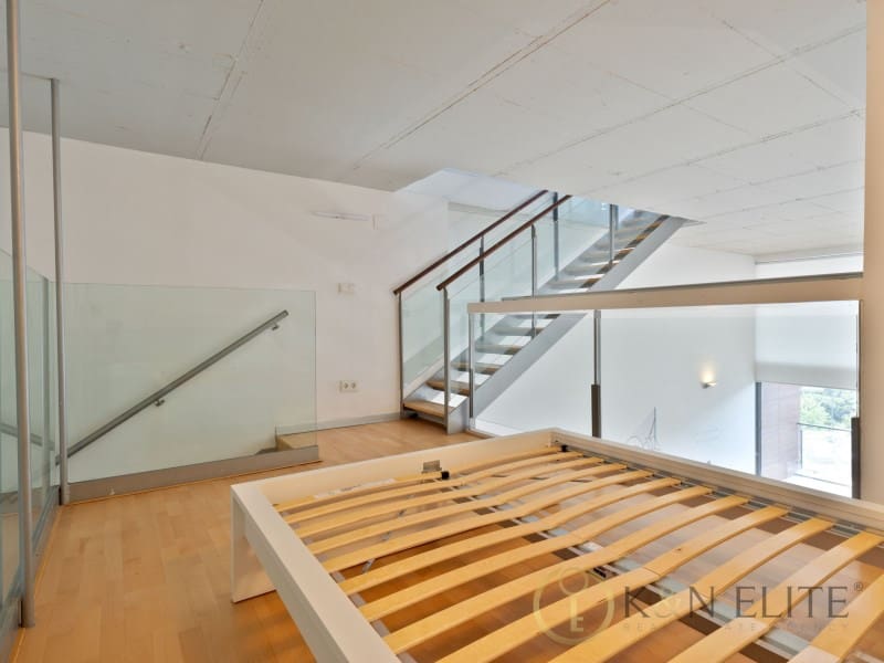 1 soverom Loft til leie i Valencia by med svømmebasseng garasje - € 1 350 (Ref: 9970325)