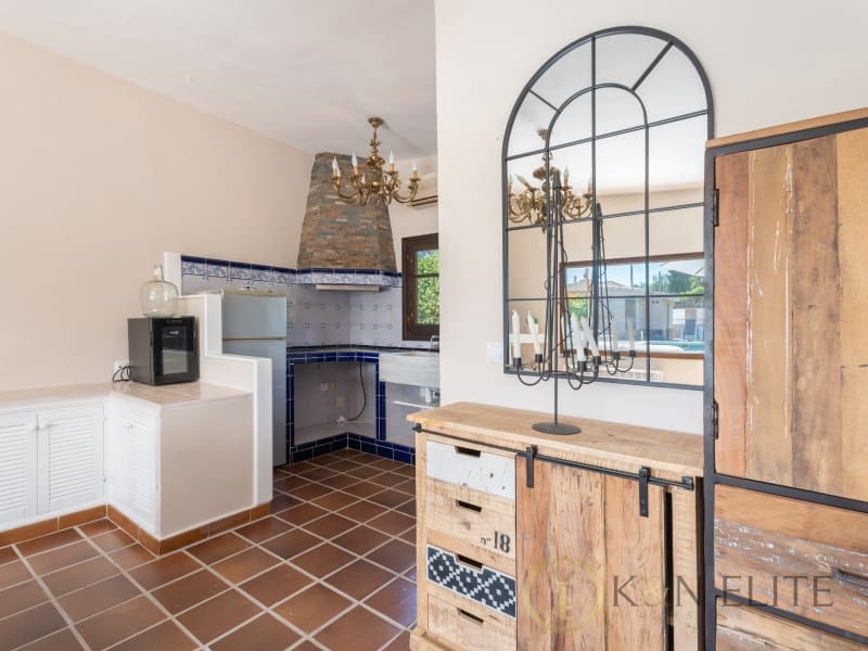7 sovrum Villa att hyra i Betera med pool garage - 5 500 € (Ref: 9984626)