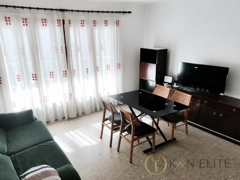 Appartement de 3 chambres à louer à El Perello - 1 600 € (Ref: 9986579)