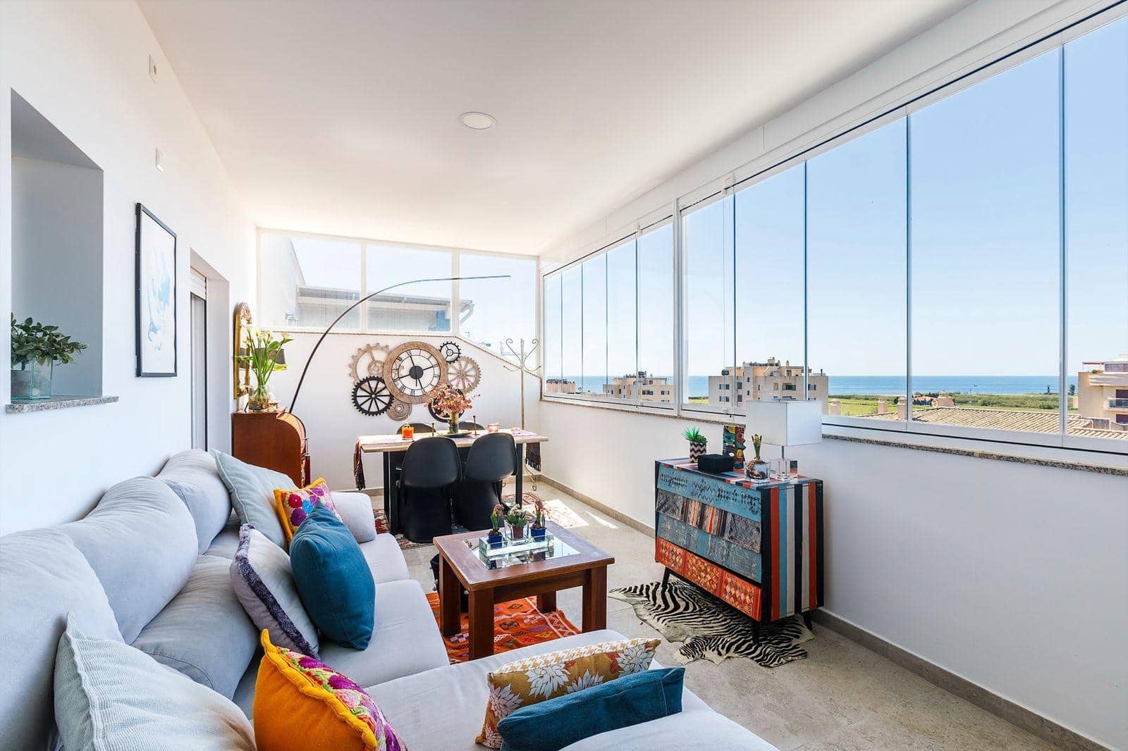 2 bedroom Penthouse for rent in Torre del Mar with pool garage - € 2,550 (Ref: 9765320)