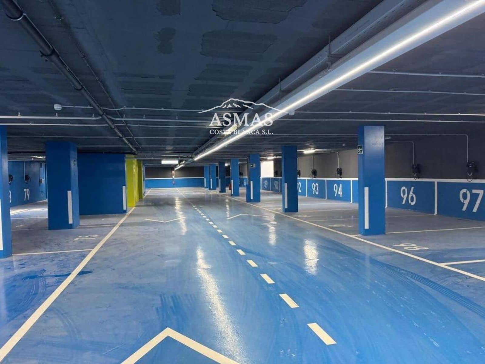 2 makuuhuone Asunto myytävänä paikassa Benidorm mukana uima-altaan 
autotalli - 825 000 € (Ref: 10042278)