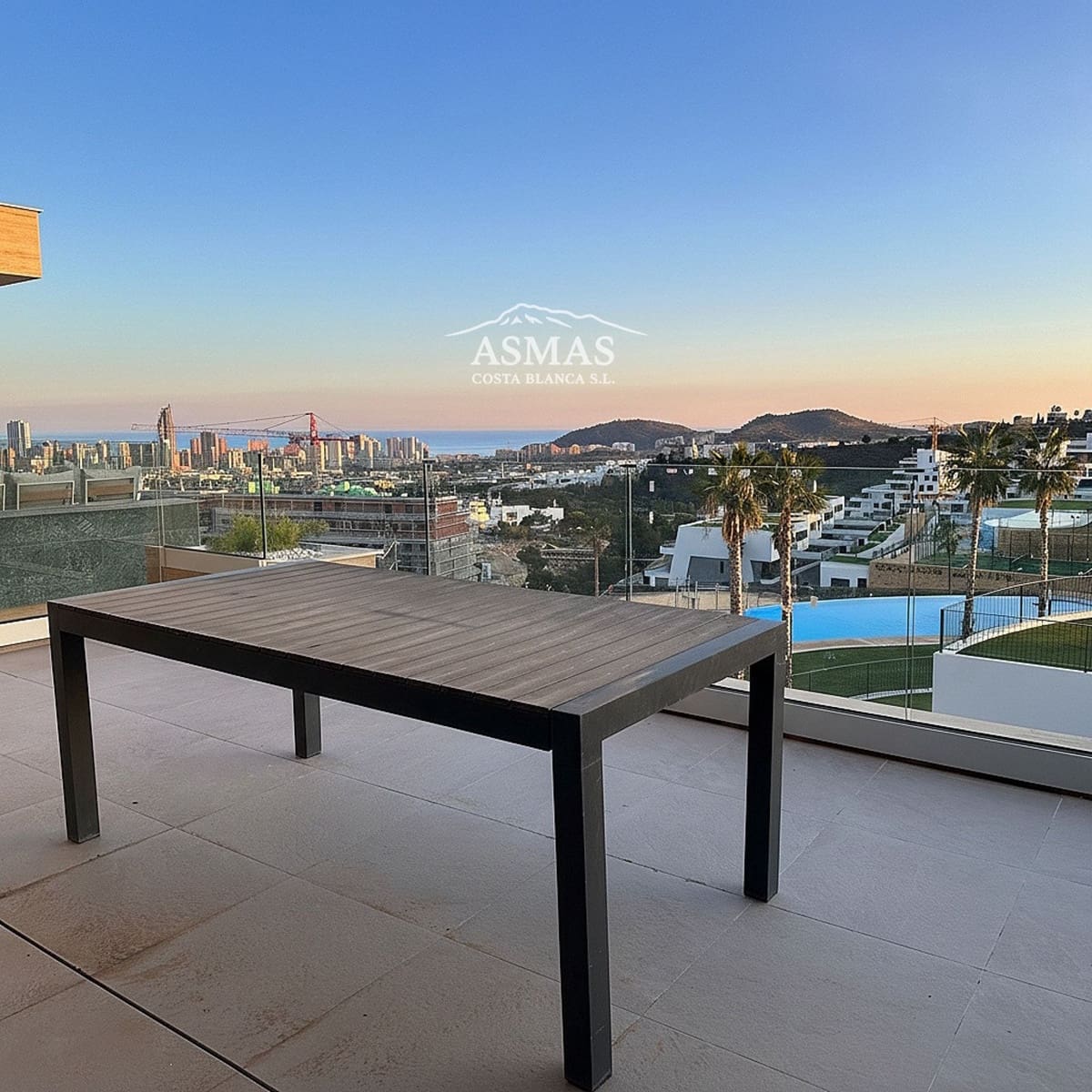 2 bedroom Flat for sale in Finestrat with pool garage - € 465,000 (Ref: 10042279)