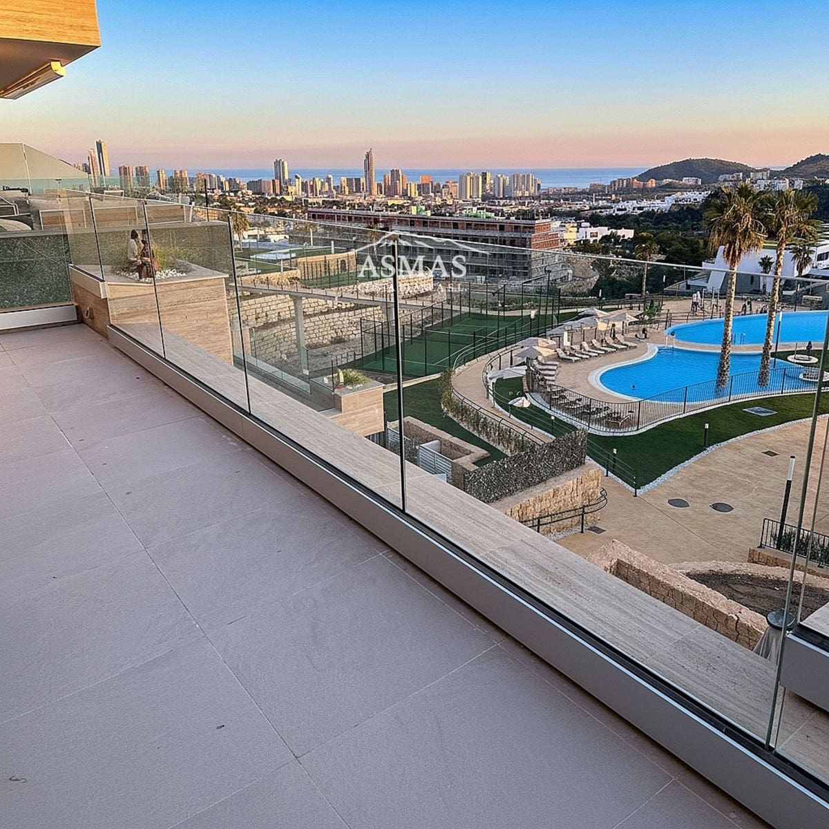 2 bedroom Flat for sale in Finestrat with pool garage - € 465,000 (Ref: 10042279)