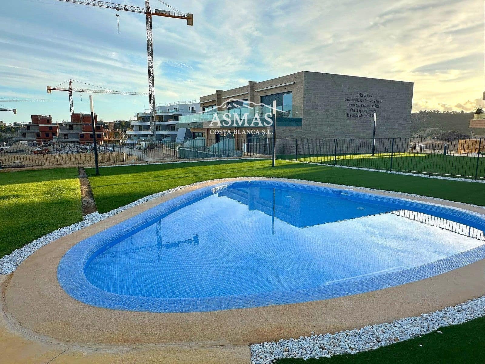 2 bedroom Flat for sale in Finestrat with pool garage - € 465,000 (Ref: 10042279)