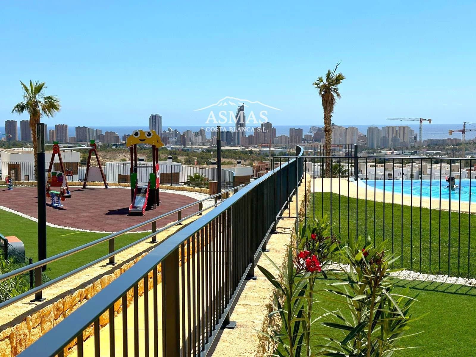 2 bedroom Flat for sale in Finestrat with pool garage - € 465,000 (Ref: 10042279)