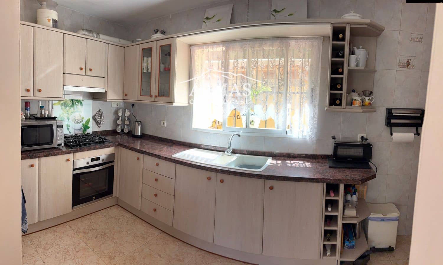 4 slaapkamer Villa te koop in Altea met zwembad garage - € 649.000 (Ref: 10132303)