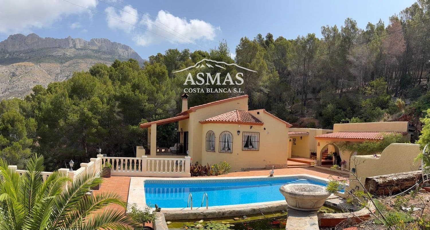 4 slaapkamer Villa te koop in Altea met zwembad garage - € 649.000 (Ref: 10132303)